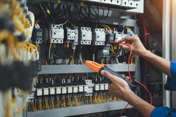 Best Emergency Electrical Repair  in Pittsfield, IL