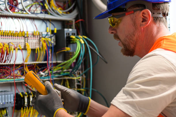 Best Electrical Contractors for Businesses  in Pittsfield, IL